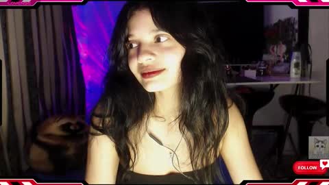 Snapshot of ysera_cb chatting on 11.22.25 Lilith online show from 11.22.25