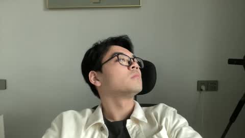 Albert Locko online show from 04.22.26