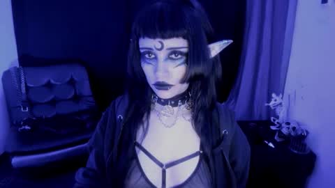 Yue Eclipsa online show from 01.18.26