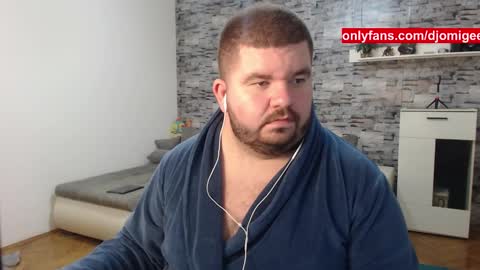 Snapshot of yugogee chatting on 11.05.25 Yugo - online show from 11.05.25