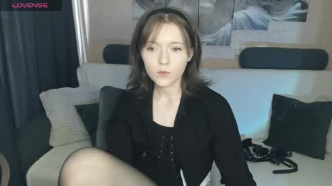 YukiShine online show from 05.03.26