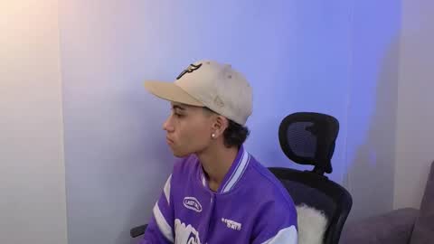 yulian_vasquez online show from 10.04.25