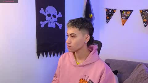 yulian_vasquez online show from 10.17.25