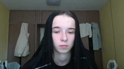 Snapshot of yuliastar chatting on 10.29.25 Yuliia online show from 10.29.25