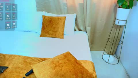 Yulina online show from 09.12.25