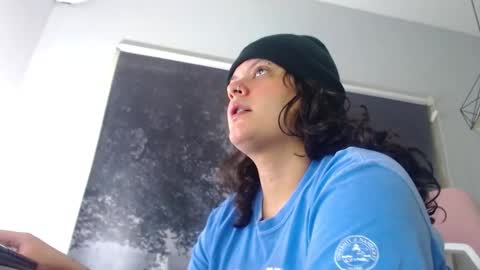 Snowflake online show from 12.04.25