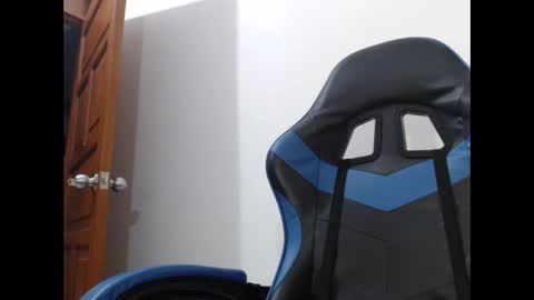 yumchocolate777 online show from 04.21.26