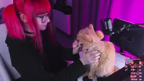 Yumi 3 online show from 10.16.25