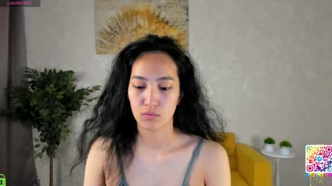 Snapshot of yummy_lamii chatting on 04.25.26 Cindey online show from 04.25.26