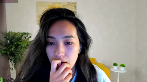 Snapshot of yummy_lamii chatting on 04.30.26 Cindey online show from 04.30.26