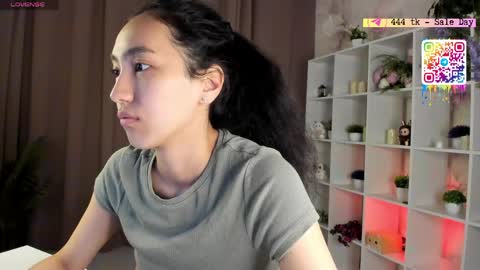Snapshot of yummy_lamii chatting on 05.26.26 Cindey online show from 05.26.26