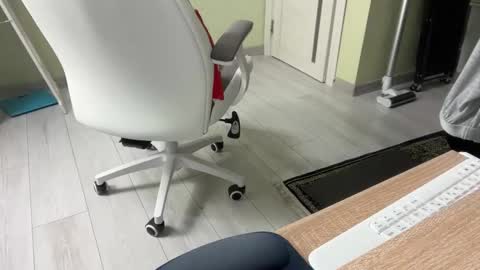 Snapshot of yummyalexxx chatting on 01.05.26 Alex online show from 01.05.26