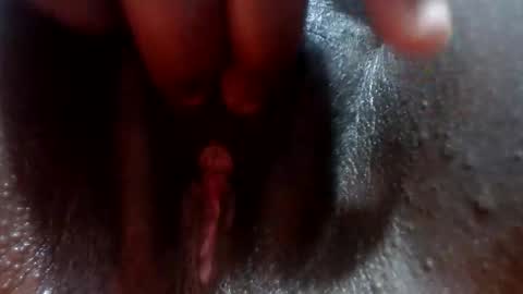 Snapshot of yummyhotclit4 chatting on 02.17.26 jessy online show from 02.17.26