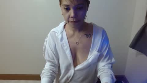 yunahuntrixx online show from 05.30.26
