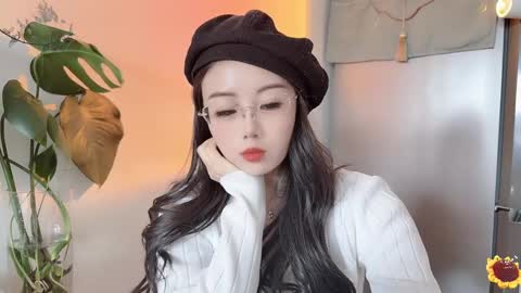 YunEr online show from 02.21.25