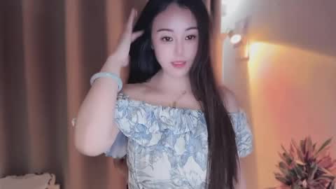 YunEr online show from 05.15.26