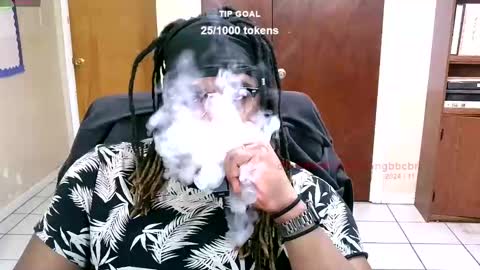 Snapshot of yungbbcbro chatting on 12.07.24 Octavian online show from 12.07.24