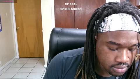 Snapshot of yungbbcbro chatting on 01.03.25 Octavian online show from 01.03.25