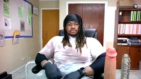 Snapshot of yungbbcbro chatting on 03.01.25 Octavian online show from 03.01.25