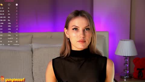 Snapshot of yungtessa chatting on 04.30.26 Tessa online show from 04.30.26