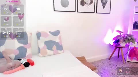 Yunna online show from 10.10.25