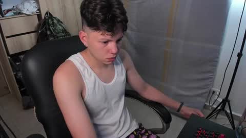 yurii_moody online show from 02.24.25