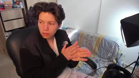 yurii_moody online show from 10.23.25