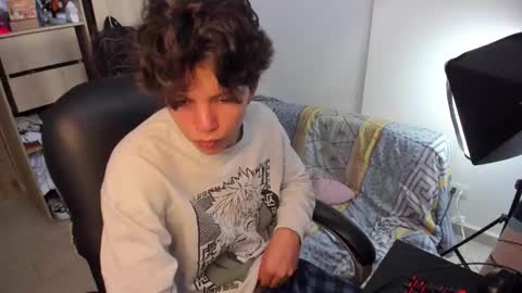 yurii_moody online show from 10.25.25