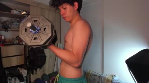 yurii_moody online show from 11.04.25