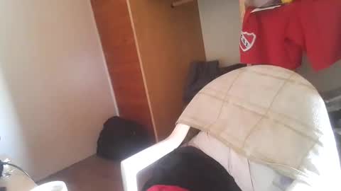 Yuumi online show from 10.07.25