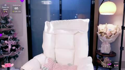 Snapshot of yuyouwei chatting on 05.13.26 yuyouwei online show from 05.13.26