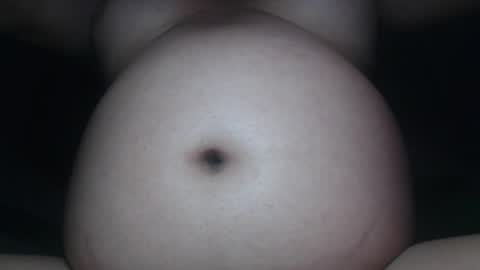 Snapshot of yvie__ chatting on 11.17.25 Eve online show from 11.17.25