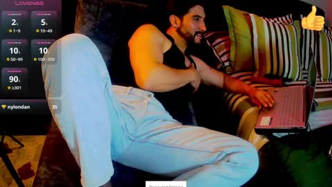 Snapshot of zac_dass chatting on 12.12.24 ZAC online show from 12.12.24