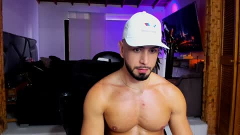 Snapshot of zac_levis chatting on 12.21.24 Zac Jhordan online show from 12.21.24