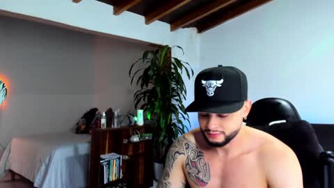 Snapshot of zac_levis chatting on 01.17.25 Zac Jhordan online show from 01.17.25