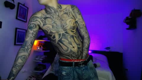 zac_muller1 online show from 05.26.26