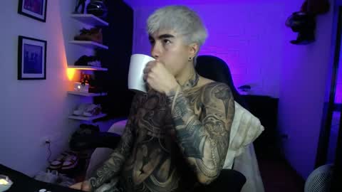 zac_muller1 online show from 05.28.26