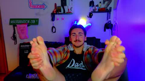 Zach Rhyder online show from 10.21.25