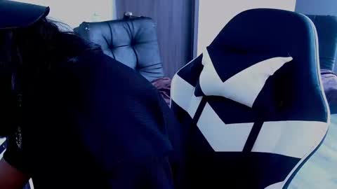 Snapshot of zackss_play chatting on 09.20.25 Zackss online show from 09.20.25