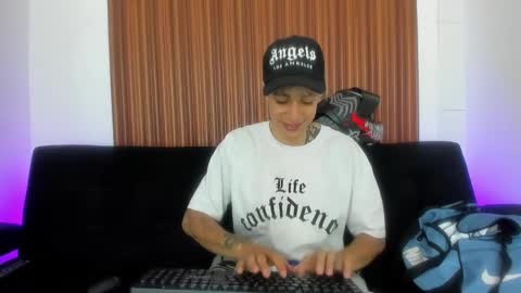 zack online show from 02.20.25