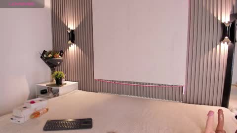 Snapshot of zafiiraa chatting on 11.26.25 zafira online show from 11.26.25