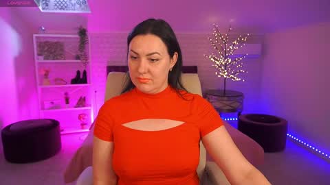 Snapshot of zafiramoonn chatting on 04.22.26 Zafiramoonn online show from 04.22.26