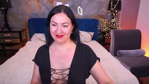 Snapshot of zafiramoonn chatting on 05.15.26 Zafiramoonn online show from 05.15.26