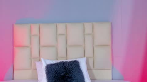 Zafiro Brown online show from 12.14.25