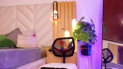 Karina  online show from 09.22.25