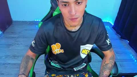 BiG Zafiro online show from 05.03.26