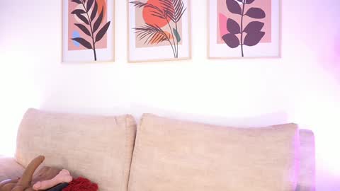 Snapshot of zahrawilliams chatting on 01.04.25 Zara Williams online show from 01.04.25