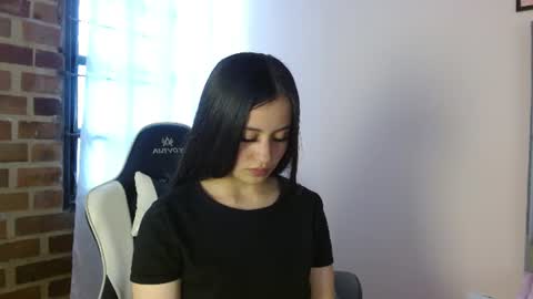 Snapshot of zaida_1 chatting on 07.30.26 Zaida online show from 07.30.26