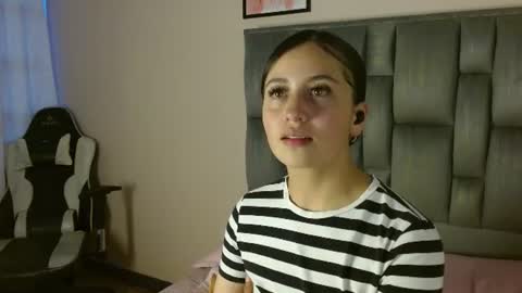 Snapshot of zaida_1 chatting on 07.31.26 Zaida online show from 07.31.26