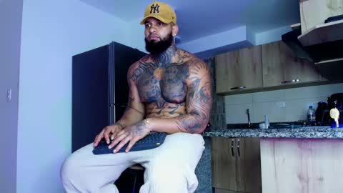 INSTAGRAM yormanfit7 online show from 09.15.25